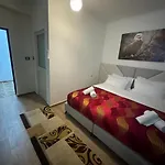 Bar-restorant Fresku Ξενοδοχείο Fushe-Arrez
