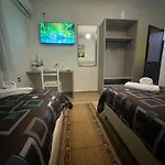 Ξενοδοχείο Bar-restorant Fresku 3*