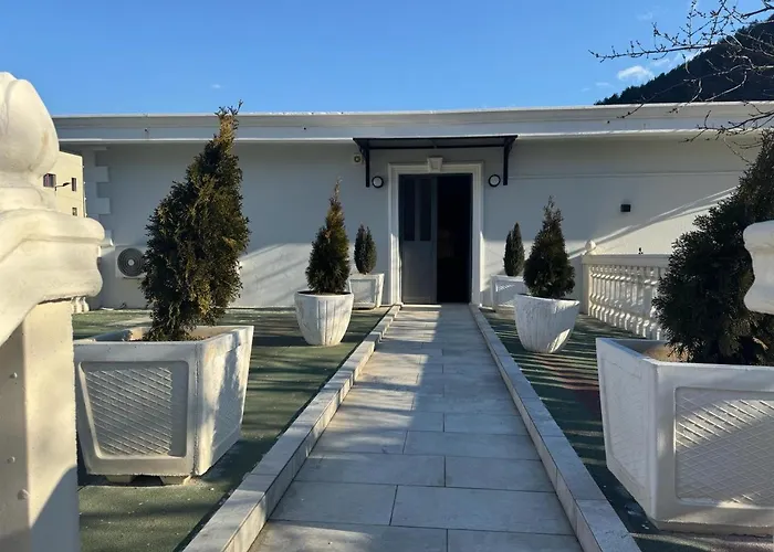 Bar-restorant Fresku Ξενοδοχείο Fushe-Arrez