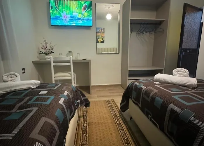 Ξενοδοχείο Bar-restorant Fresku 3*