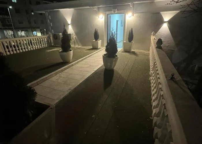 Bar-restorant Fresku Ξενοδοχείο Fushe-Arrez