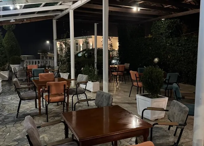 Bar-restorant Fresku Ξενοδοχείο Fushe-Arrez